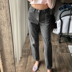 Vintage black high waisted levis 550